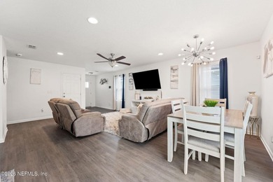Beautiful 3 bedroom 2.5 bathroom two story home available now - photo 4