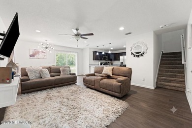 Beautiful 3 bedroom 2.5 bathroom two story home available now - photo 5