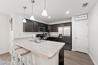 Beautiful 3 bedroom 2.5 bathroom two story home available now - photo 10