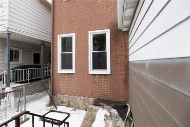AWESOME HOME FOR SALE! Handicap accessible home just waiting for - photo 8