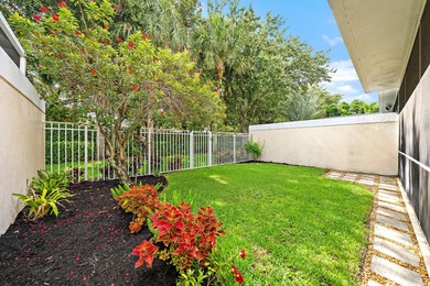 Beautifully maintained 3-bedroom, 2.5-bath townhome. This - photo 9