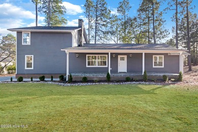 Seven Lakes Home For Sale in West End North Carolina
