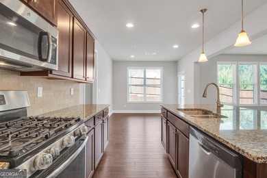 Beautifully maintained and freshly painted two-story home with a - photo 12