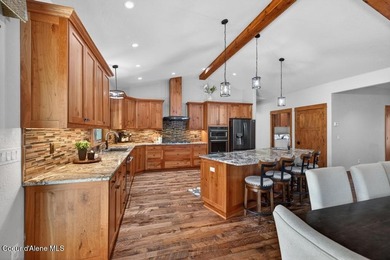 Perfectly positioned along the prestigious Highlands Golf Course - photo 13
