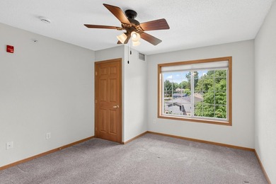 55+ building (80% of units must be 55+, 20% open to any age - - photo 18