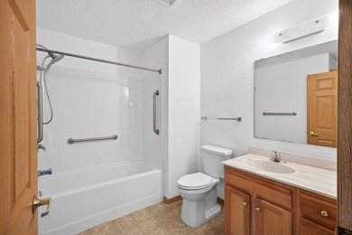 55+ building (80% of units must be 55+, 20% open to any age - - photo 19