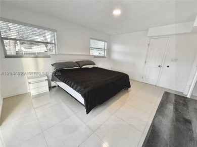 Beautifully updated and move-in ready property in north miami - photo 20