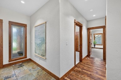 Perfectly positioned along the prestigious Highlands Golf Course - photo 21