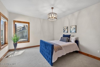 Perfectly positioned along the prestigious Highlands Golf Course - photo 29