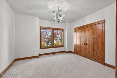 Perfectly positioned along the prestigious Highlands Golf Course - photo 30