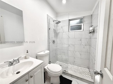 Beautifully updated and move-in ready property in north miami - photo 30