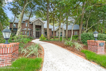 Lakes at Queens Harbour Yacht & Country Club Home For Sale in Jacksonville Florida