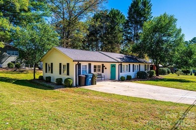 Lake Hickory Home Active Under Contract in Hickory North Carolina