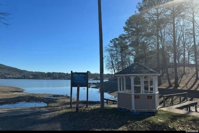 Lake Hamilton Home For Sale in Hot Springs Arkansas