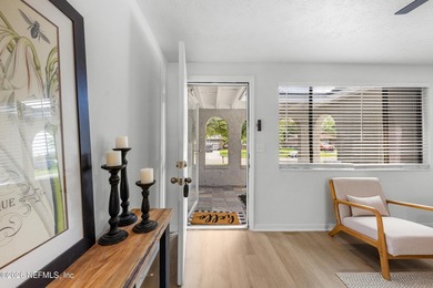 THIS BEAUTIFUL HOME IN A QUIET NEIGHBORHOOD IS READY FOR A NEW - photo 2