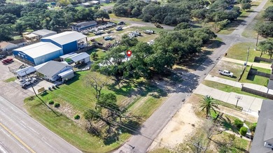 Excellent investment opportunity in the heart of Rockport - photo 6