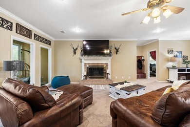 This well-maintained brick home offers a spacious and great - photo 18