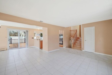 A Truly Unique Split Level 8 Room Home With Possible - photo 18