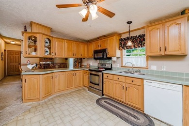 Presenting 20 Blackbird Ct, a meticulously maintained 2003 home - photo 21