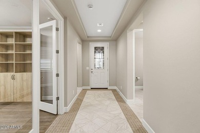 Elegantly upgraded home in the prime ''Eye'' location of Tuscany - photo 5