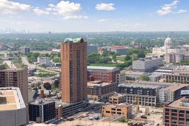 Reduced $35,000 ! Stunning 17th floor unit featuring: 2 bedrooms - photo 30