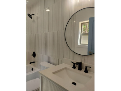 CUSTOM PRIVATE ONE OF A KIND NEW CONSTRUCTION W/ POSSIBLE DOCK - photo 13