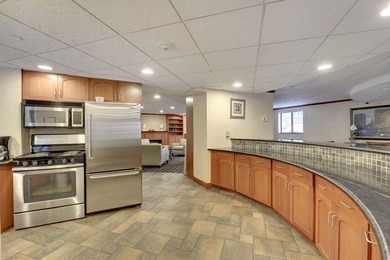 Reduced $35,000 ! Stunning 17th floor unit featuring: 2 bedrooms - photo 35