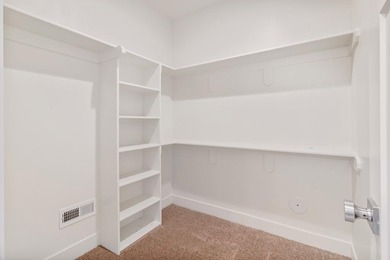 Gorgeous new construction in The Estates at Knoll Creek by Drumm - photo 37