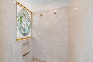 Wake up to panoramic waterfront views and enjoy the lifestyle - photo 41