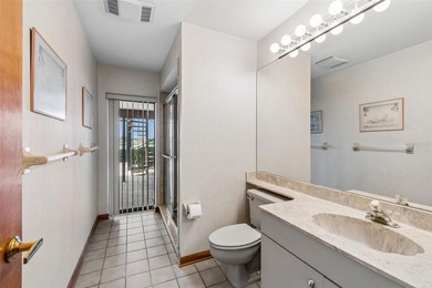 Wake up to panoramic waterfront views and enjoy the lifestyle - photo 43