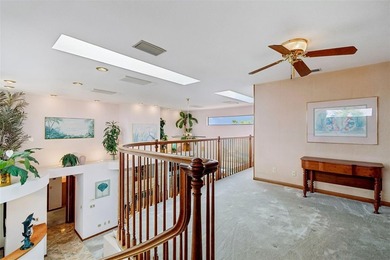 Wake up to panoramic waterfront views and enjoy the lifestyle - photo 46