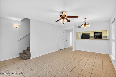 Discover coastal living at its finest with this charming 1 - photo 6
