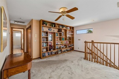 Wake up to panoramic waterfront views and enjoy the lifestyle - photo 47