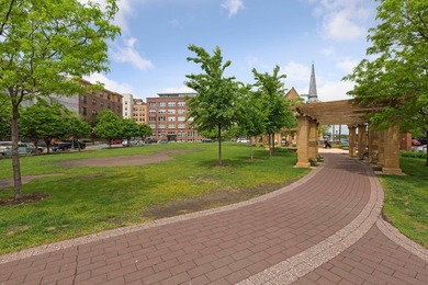 Reduced $35,000 ! Stunning 17th floor unit featuring: 2 bedrooms - photo 49