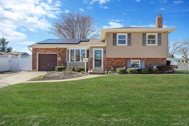 A Truly Unique Split Level 8 Room Home With Possible - photo 50