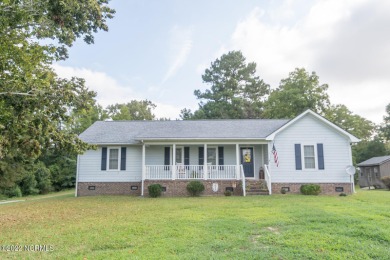 Bethel Creek / Yeopim River Home For Sale in Hertford North Carolina