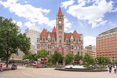Reduced $35,000 ! Stunning 17th floor unit featuring: 2 bedrooms - photo 60