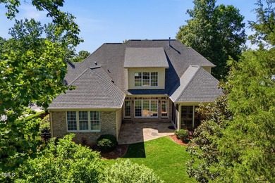 Golf course views, true one-level living, an all-brick custom - photo 3