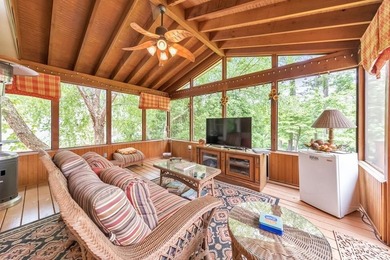 Welcome to exceptional golf course living in sought-after - photo 13