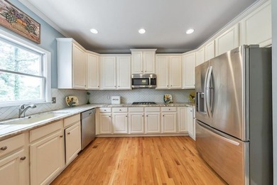 Welcome to exceptional golf course living in sought-after - photo 25