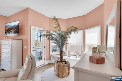 Welcome to your dream waterfront retreat in the heart of - photo 25