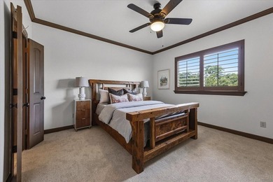 Offering the ultimate in private country living under wide-open - photo 27
