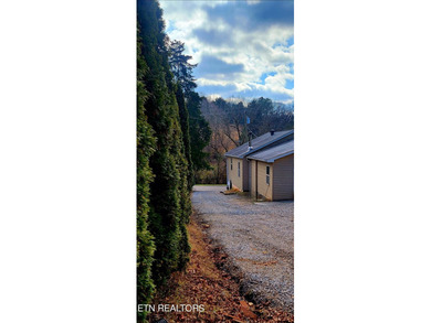 Watts Bar Lake Home For Sale in Loudon Tennessee