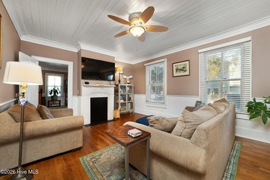 Charming downtown New Bern home with a welcoming front porch - photo 4