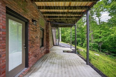Privacy, peace and modern updates- all just minutes from Hwy 111 - photo 37