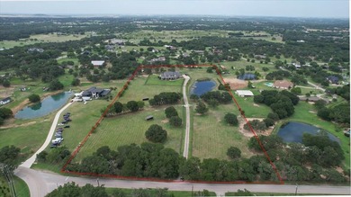 Offering the ultimate in private country living under wide-open - photo 40