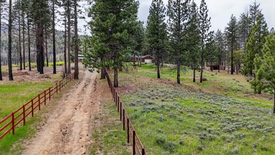 Located in Susanville, this 3-bedroom, 2-bath home offers 2,088 - photo 4