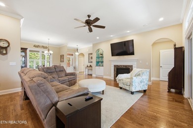 Luxury, comfort, and thoughtful design come together in this - photo 4