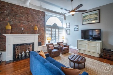 Lovely historic condo in prime location in Downtown Savannah - photo 5