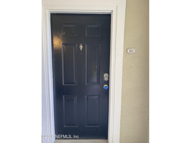 Charming 1-Bedroom Condo in a Prime Location This beautifully - photo 1